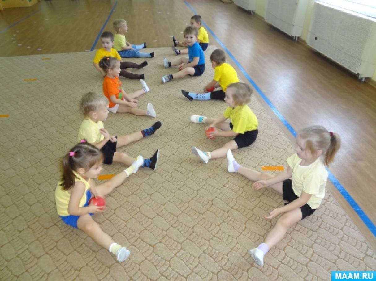 Досуг средняя группа здоровье. Спортивное развлечение в детском саду. Физкультурное занятия для средней группы детсада. Развлечения по физической культуре в детском саду. Спортивные праздники физкультуры в детском саду.